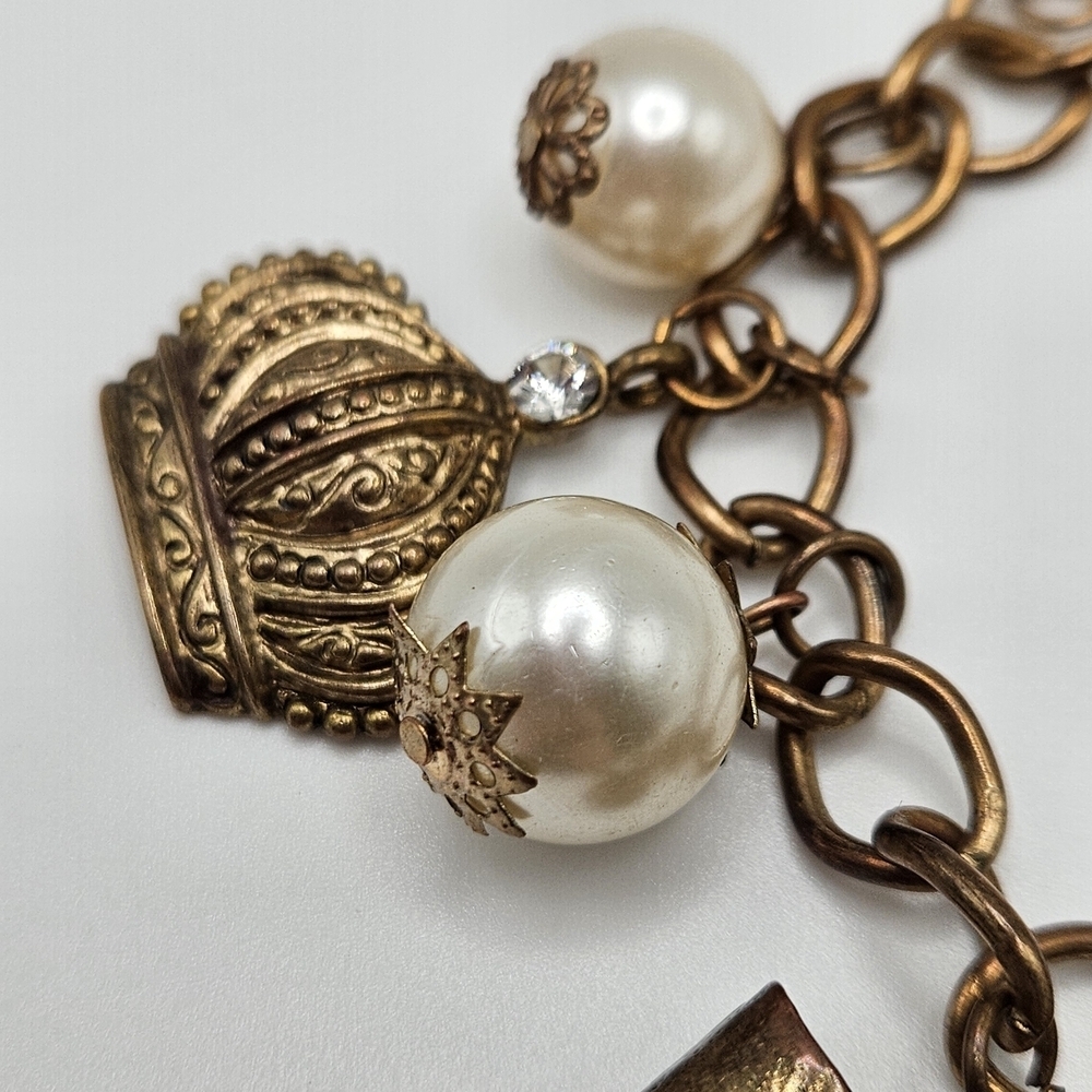 VINTAGE Gold Tone Charm Bracelet Faux Pearl Bow Crown Rose Flower - Picture 6 of 7